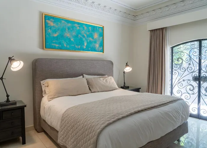 Casa Amari Hotel *